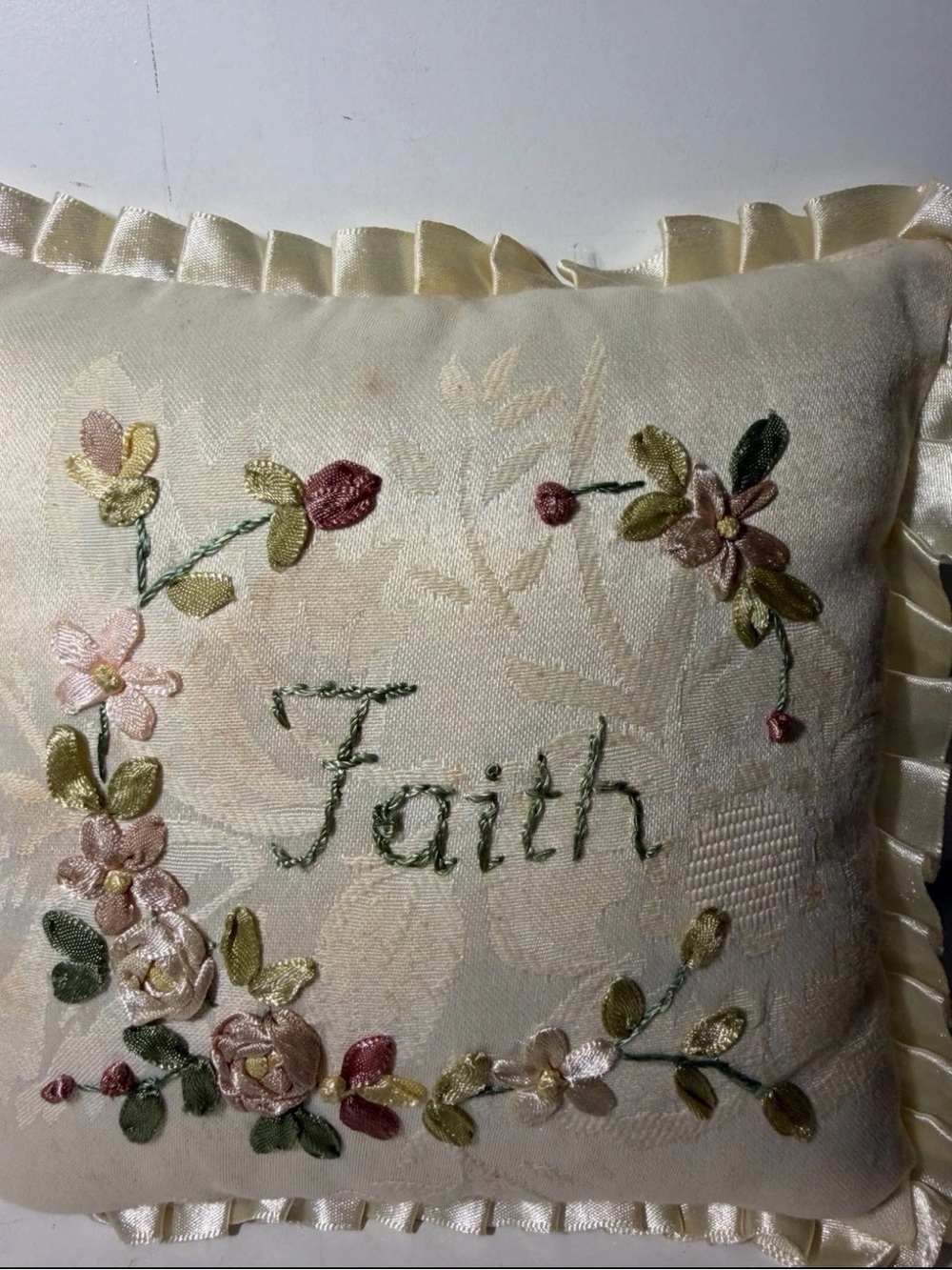 Embroidered "Love" and "Faith" Satin-Trim Accent Pillow Pair - Cream - Picture 5 of 12